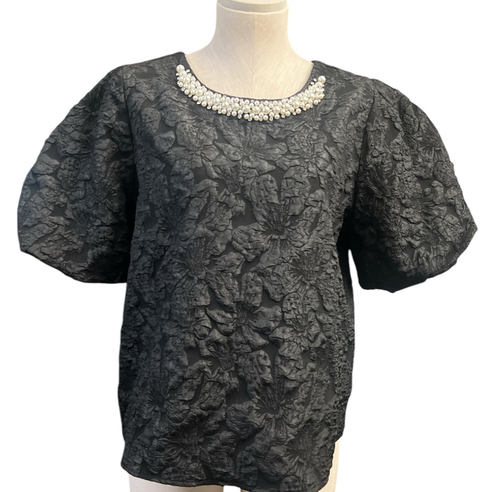 (NWOT) Hazel Haze Chic Floral Black Jacquard Blouse with Pearls & Dimonds